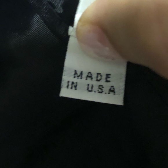 VINTAGE Preppy Black Blazer with Gold Crest 80’s and 90’s Style (L) - Picture 4 of 8